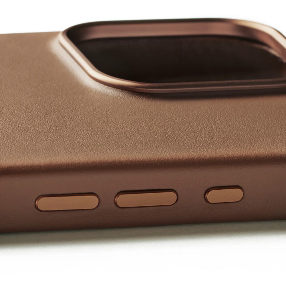 Handyhülle für iPhone 16 Pro Max, Mujjo Leather Case MagSafe, Braun