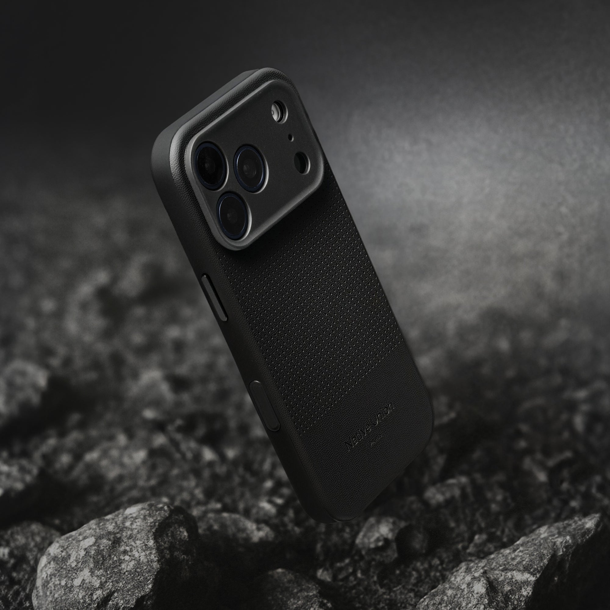 Handyhülle für iPhone 17 Pro, Native Union Active Case mit MagSafe, Schwarz