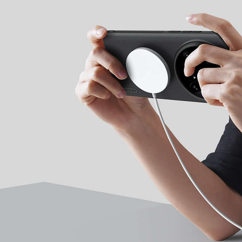 Handyhülle für Xiaomi 15 Ultra, Nillkin Frosted Shield Pro Magnetic mit MagSafe, Schwarz
