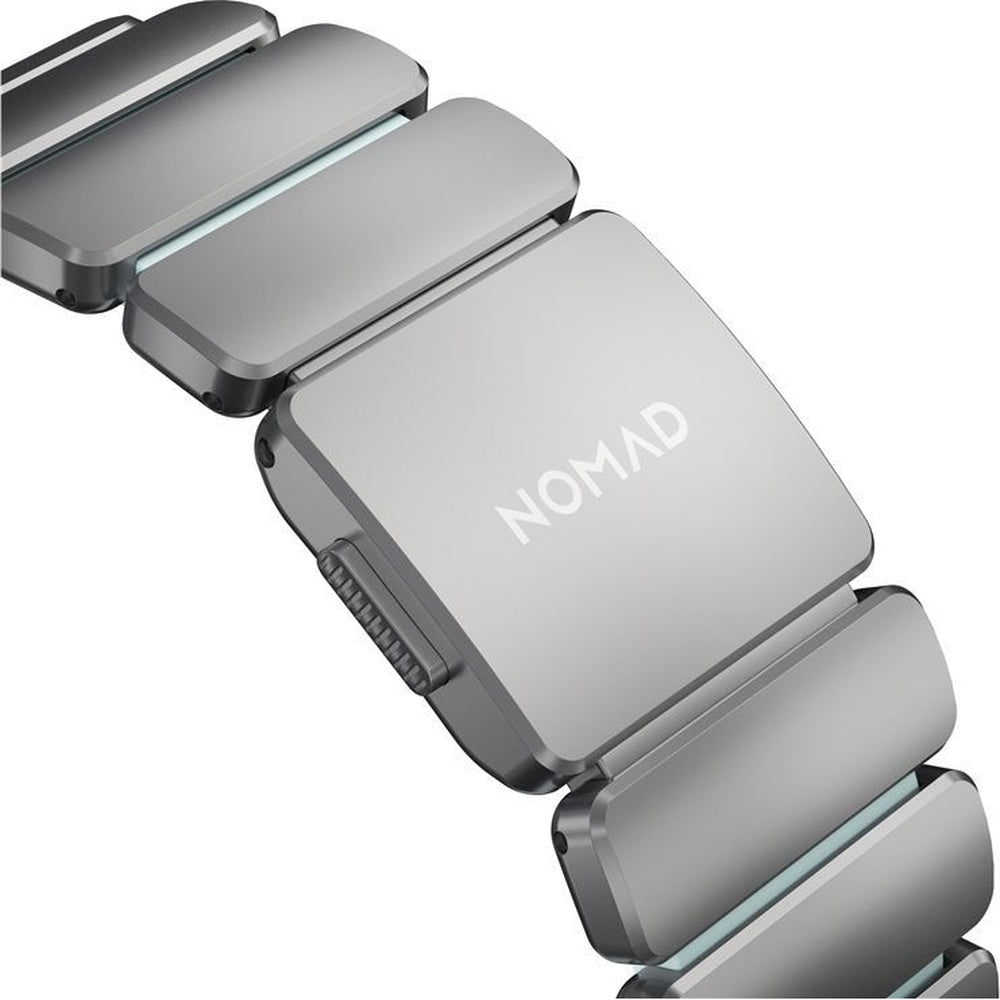Armband für Apple Watch 49/46/45/44 mm, Nomad Stratos Band, Silbern-blau Titan