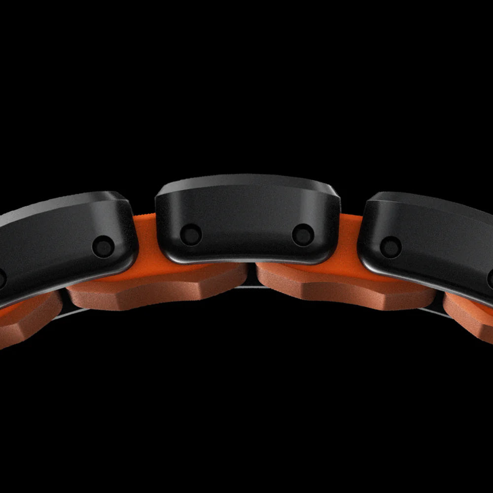Armband für Apple Watch 49/46/45/44 mm, Nomad Stratos Band, Schwarz-Orange Titan
