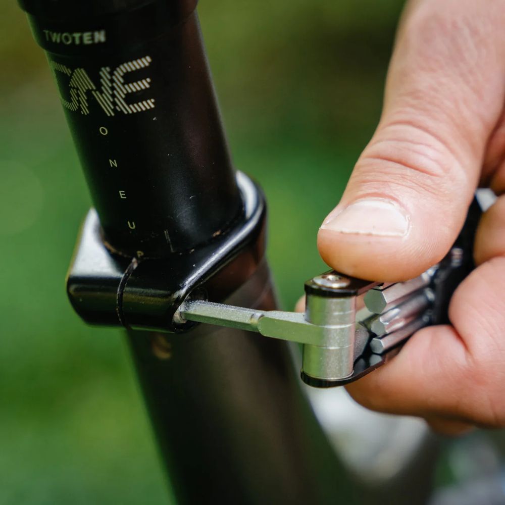 Fahrradwerkzeug, multifunktional für Brücke, Lenker 9 in 1 OneUp EDC Lite Tool
