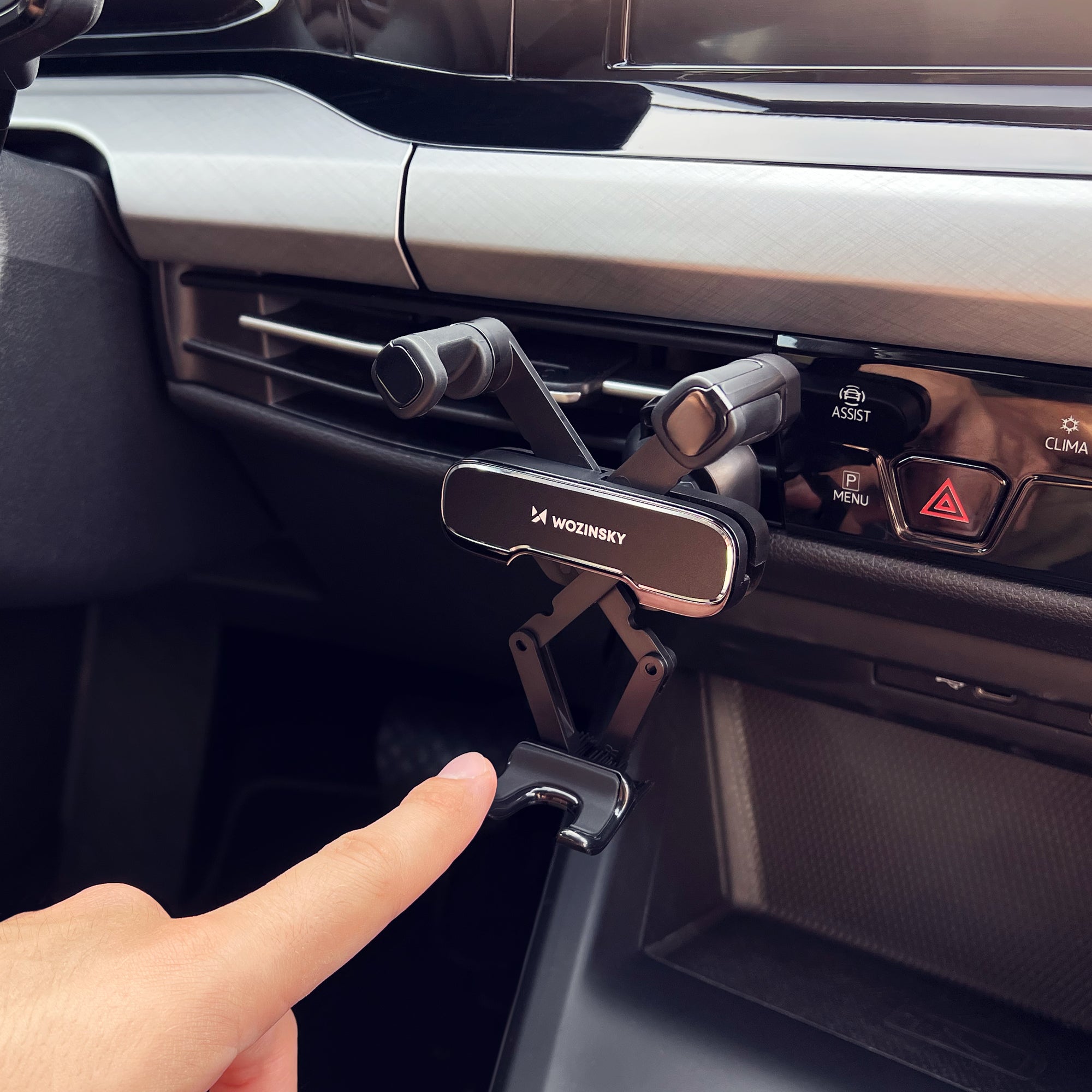 Autohalterung mit Schwerkraftklemmung für das Lüftungsgitter, Wozinsky Active WCHBK7, Schwarz