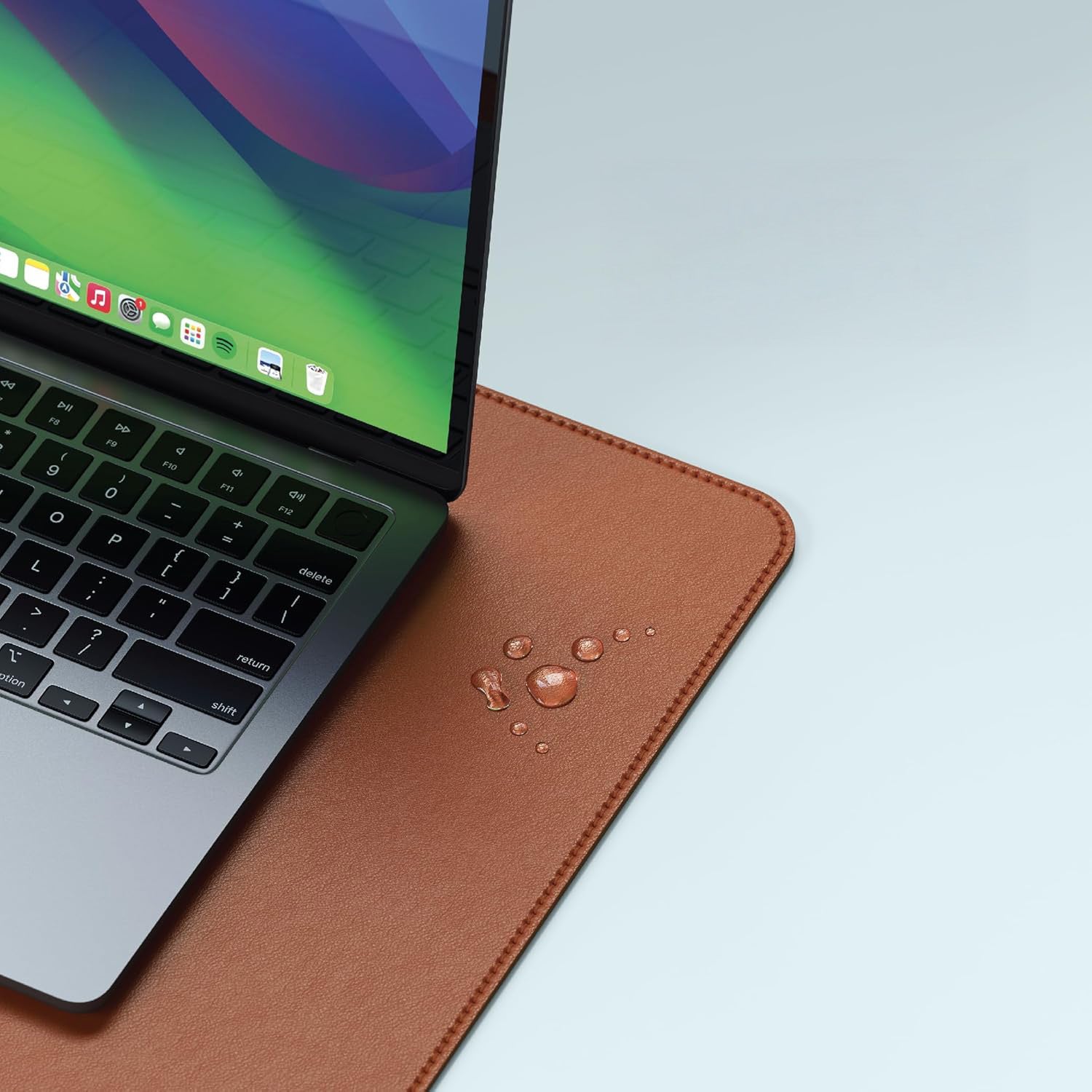 Schreibtischunterlage aus veganem Leder, Satechi Premium Desk Mat, Braun