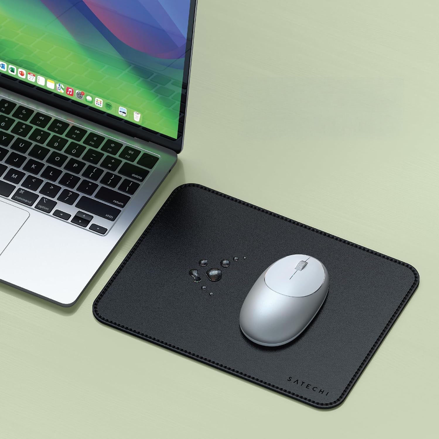 Mauspad aus veganem Leder für den Schreibtisch, Satechi Premium Mouse Pad, Schwarz