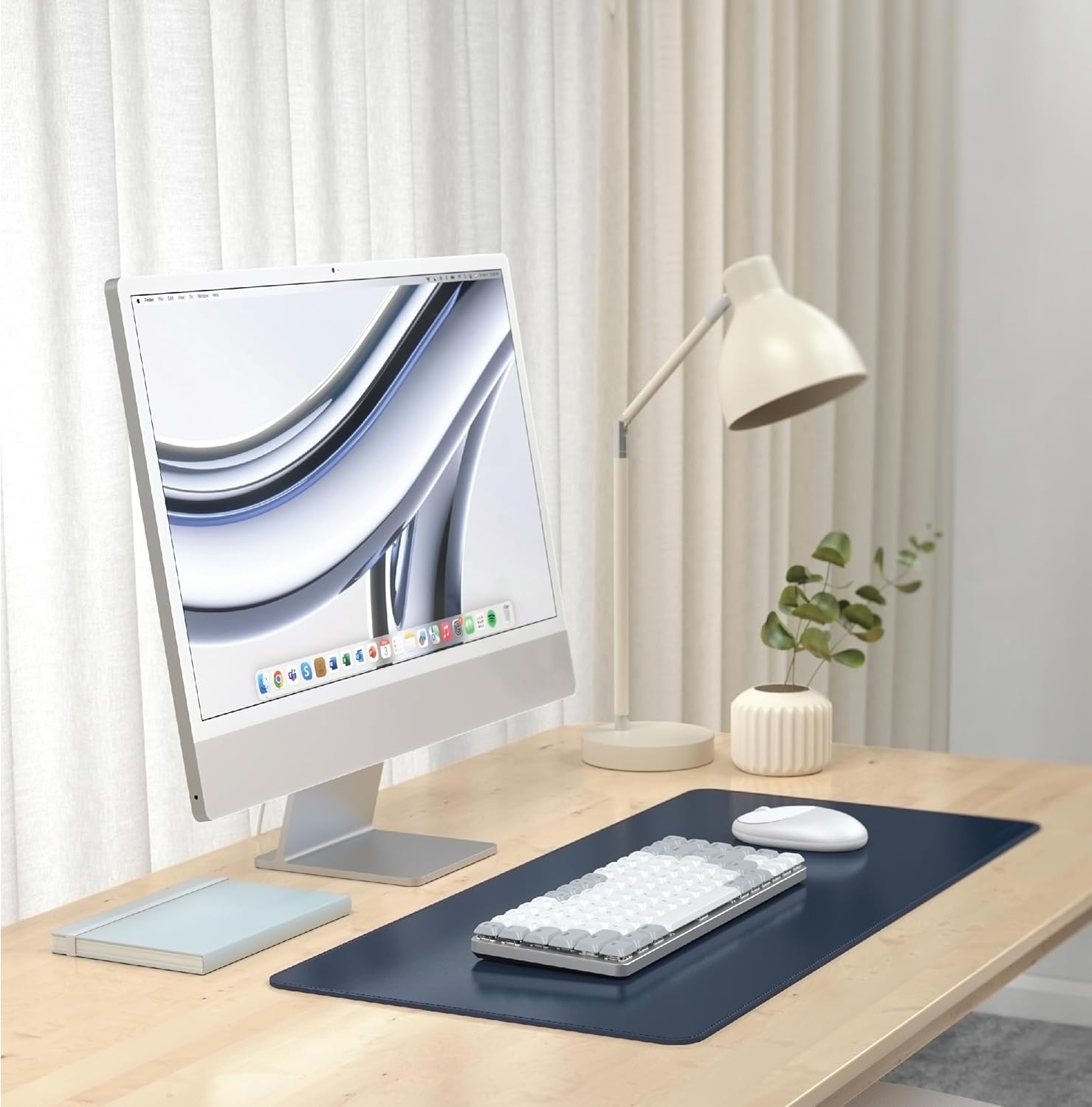 Schreibtischunterlage aus veganem Leder, Satechi Premium Desk Mat, Blau