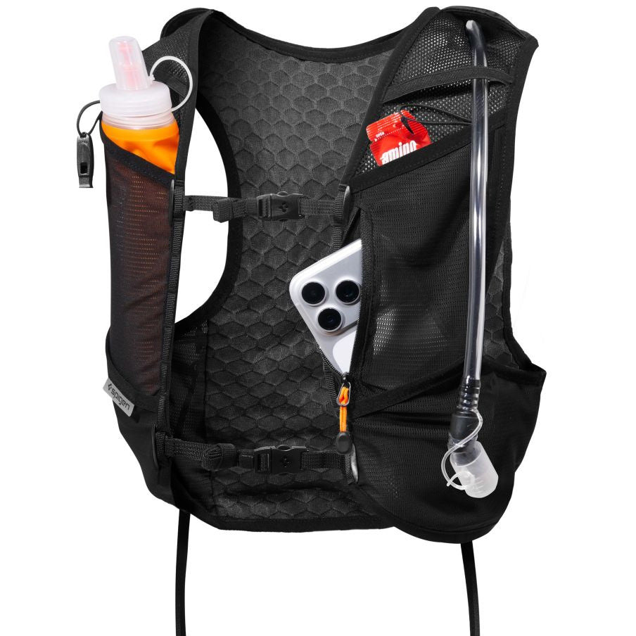 Laufweste, Spigen A721 Dynamic Shield Running Vest Active M-L + Soft Flask, Schwarz