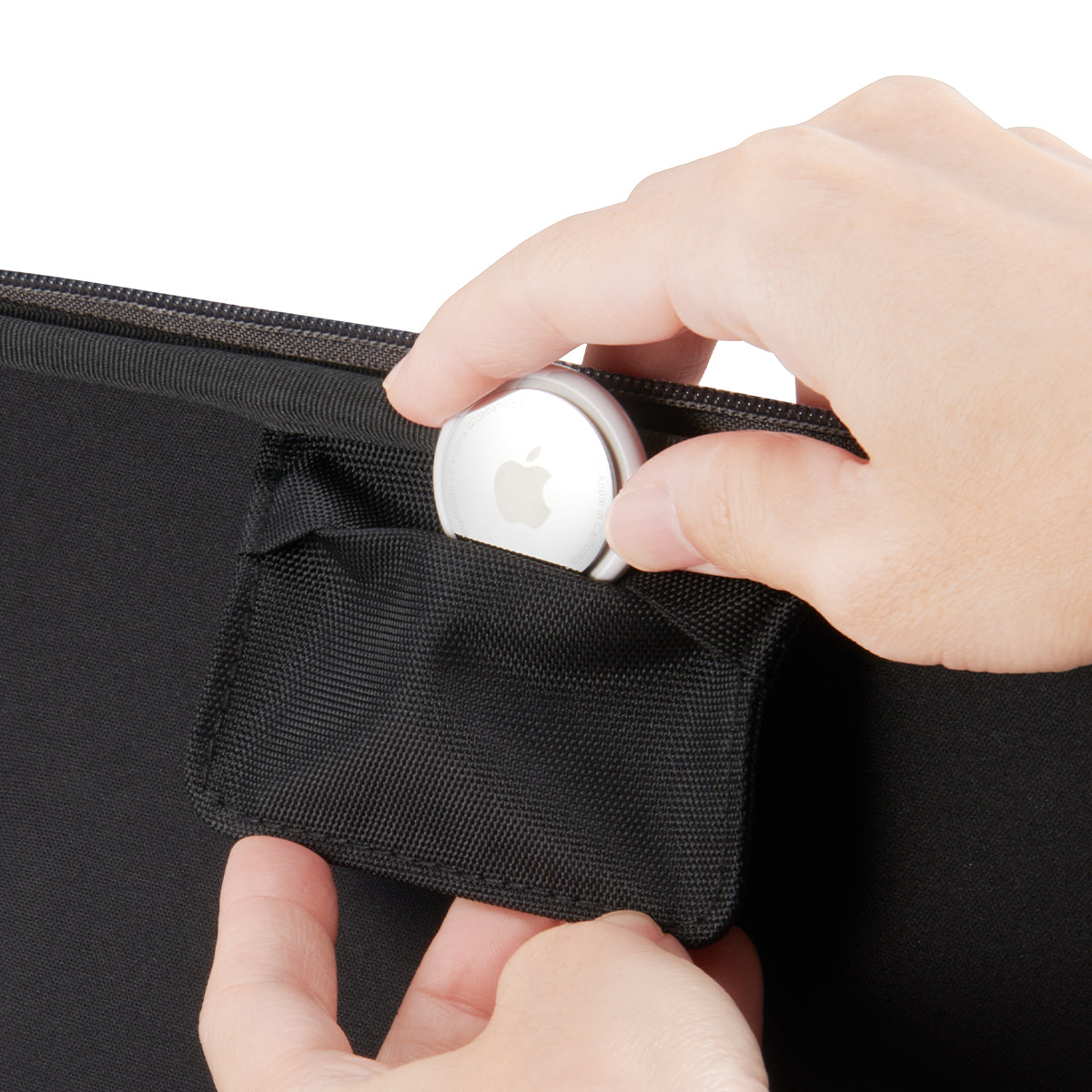 Hülle für PlayStation Portal, Spigen Klasden Pouch, Grau