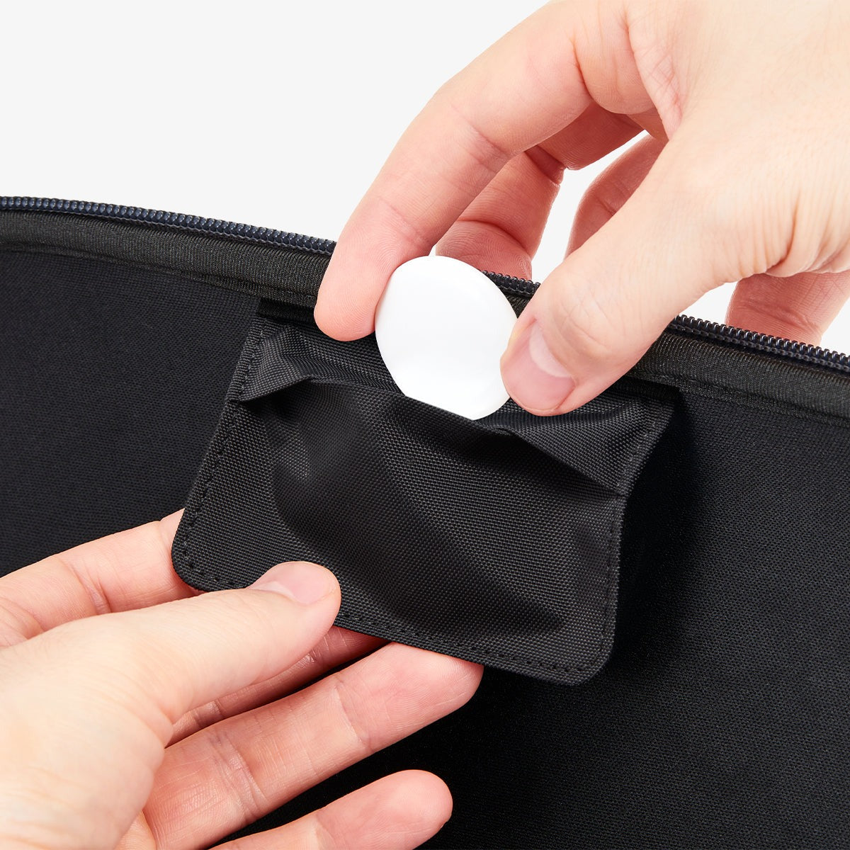 Hülle für Nintendo Switch 2, Spigen Klasden Pouch Renewed, Grau