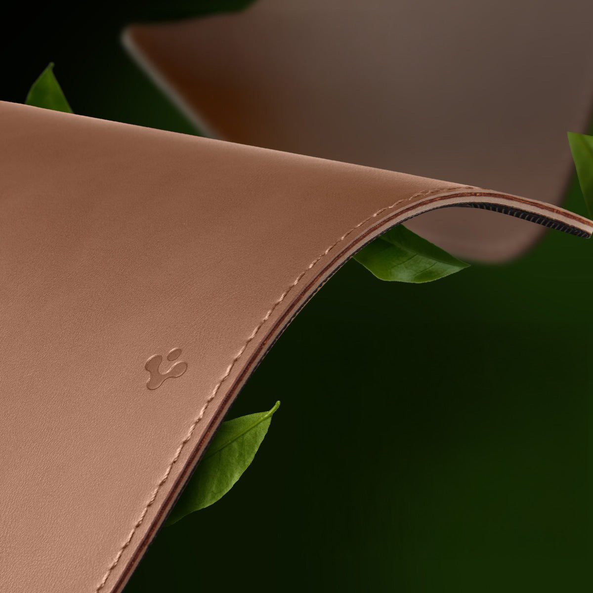 Öko-Leder-Schreibtisch/Mausunterlage, Spigen LD301, Braun