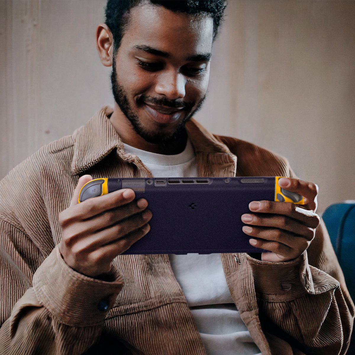 Hülle für Nintendo Switch 2, Spigen Nano Pop V2, Dunkelblau-Gelb