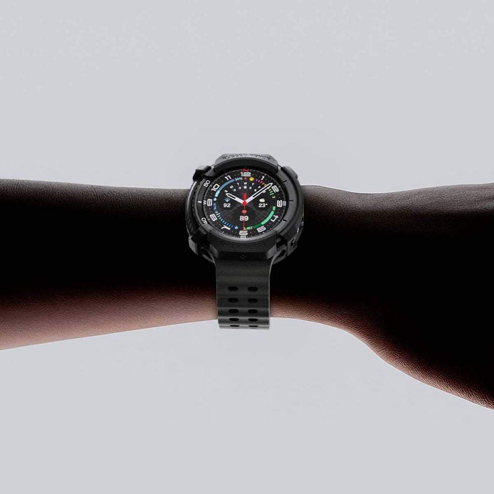 Hülle für Galaxy Watch 8 Classic 46 mm, Spigen Rugged Armor, Schwarz