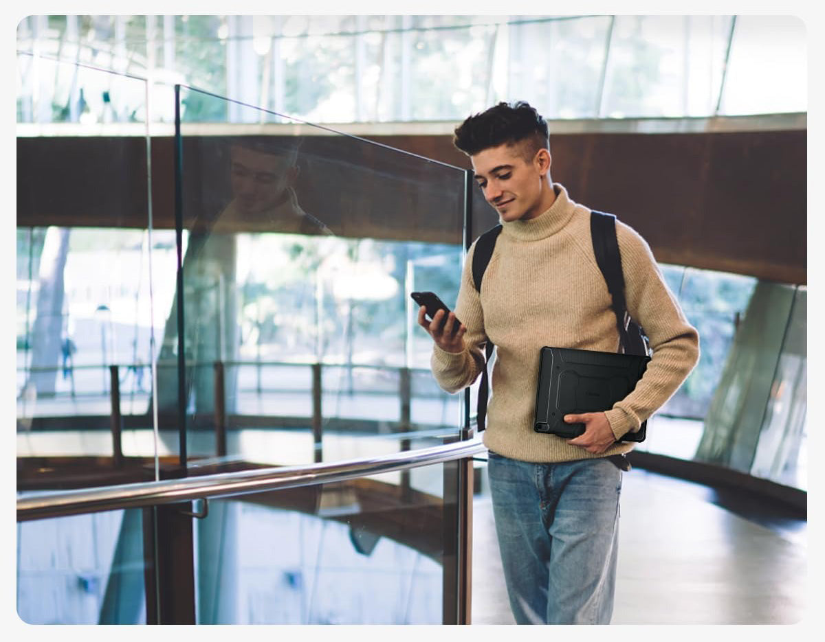 Schutzhülle für iPad Air 13" 2025 / 2024, Spigen Rugged Armor Pro, Schwarz