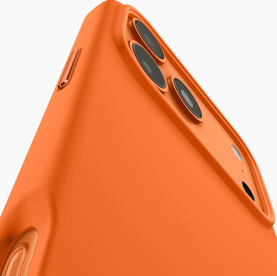 Handyhülle für iPhone 17 Pro, Spigen Silicone Fit Mag mit MagSafe, Orange
