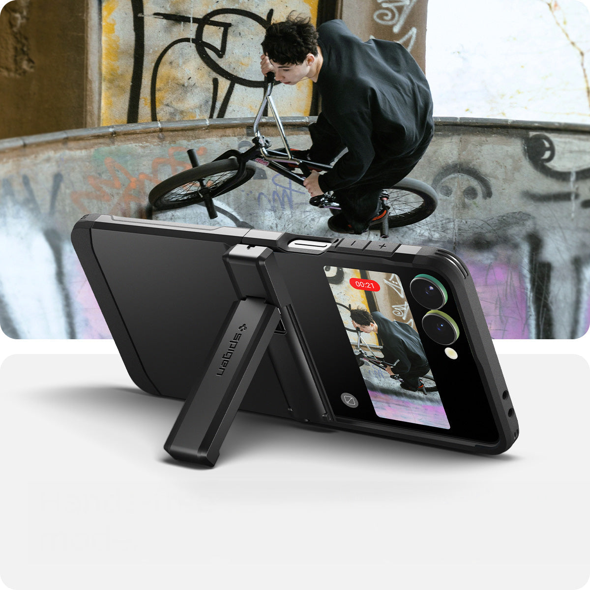 Handyhülle für Galaxy Z Flip7, Spigen Tough Armor Pro Mag mit MagSafe, Schwarz