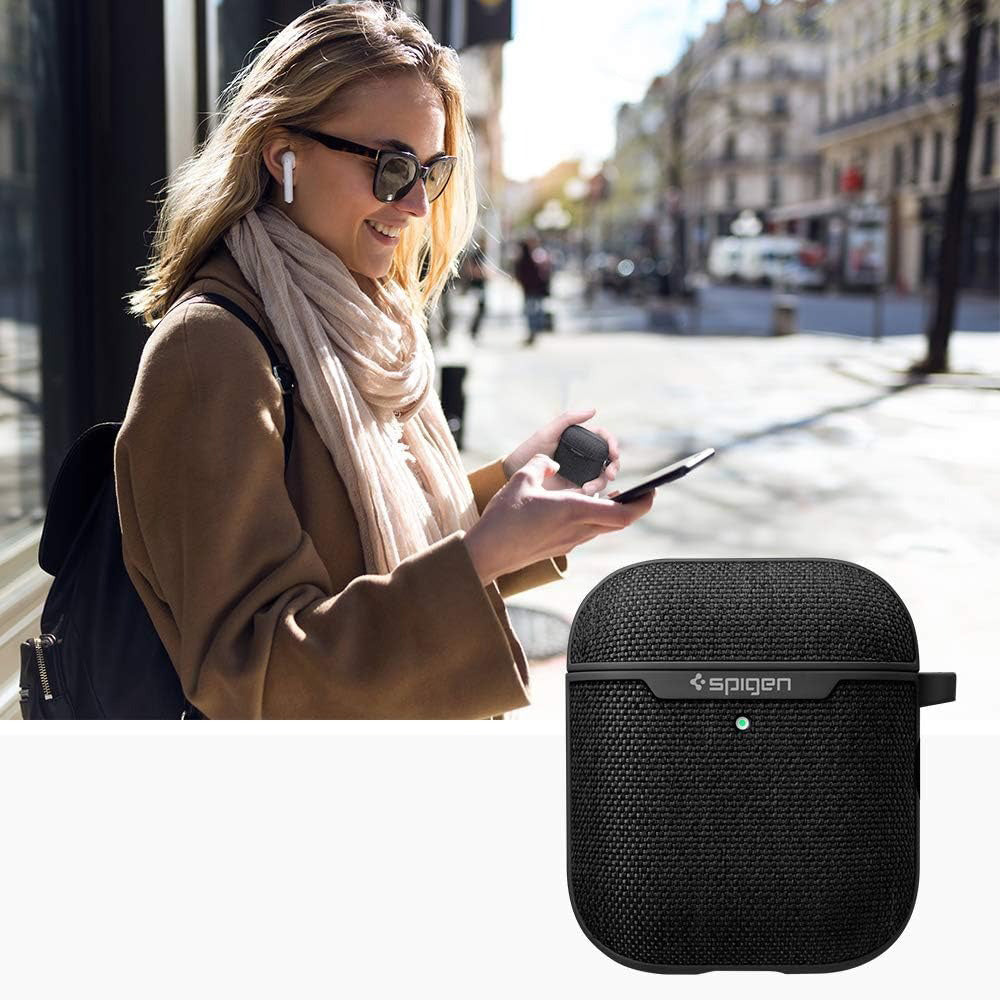 Schutzhülle Spigen Urban Fit für AirPods 2 / 1, Schwarz