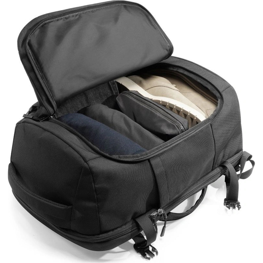 Reiserucksack mit Platz für einen Laptop, 20l, Tech-Protect Defender S40, Schwarz