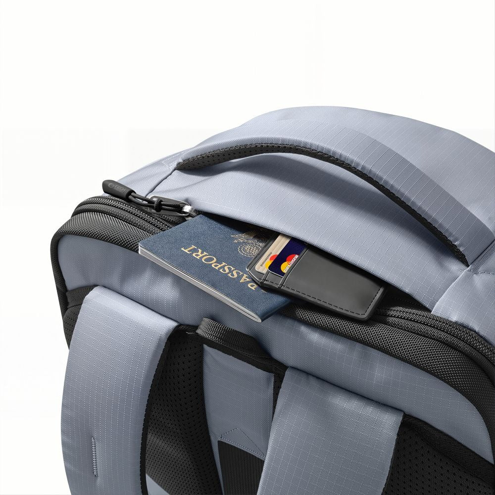 Reiserucksack mit Platz für einen Laptop, 24l, Tech-Protect Defender S70, Grau