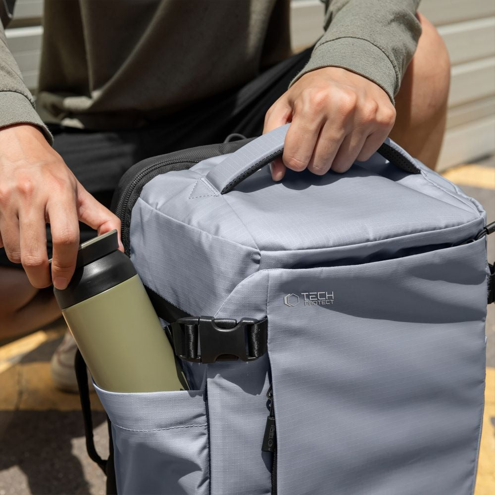 Reiserucksack mit Platz für einen Laptop, 24l, Tech-Protect Defender S70, Grau