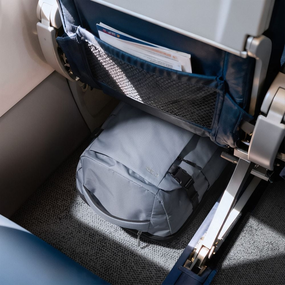 Reiserucksack mit Platz für einen Laptop, 24l, Tech-Protect Defender S70, Grau