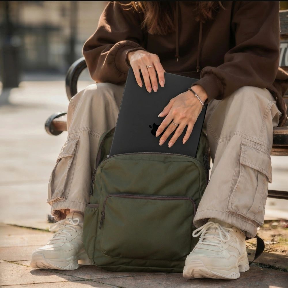 Schutzhülle für MacBook Neo 13 A18 Pro 2026, Tech-Protect Softshell, mattes Durchscheinend-Schwarz