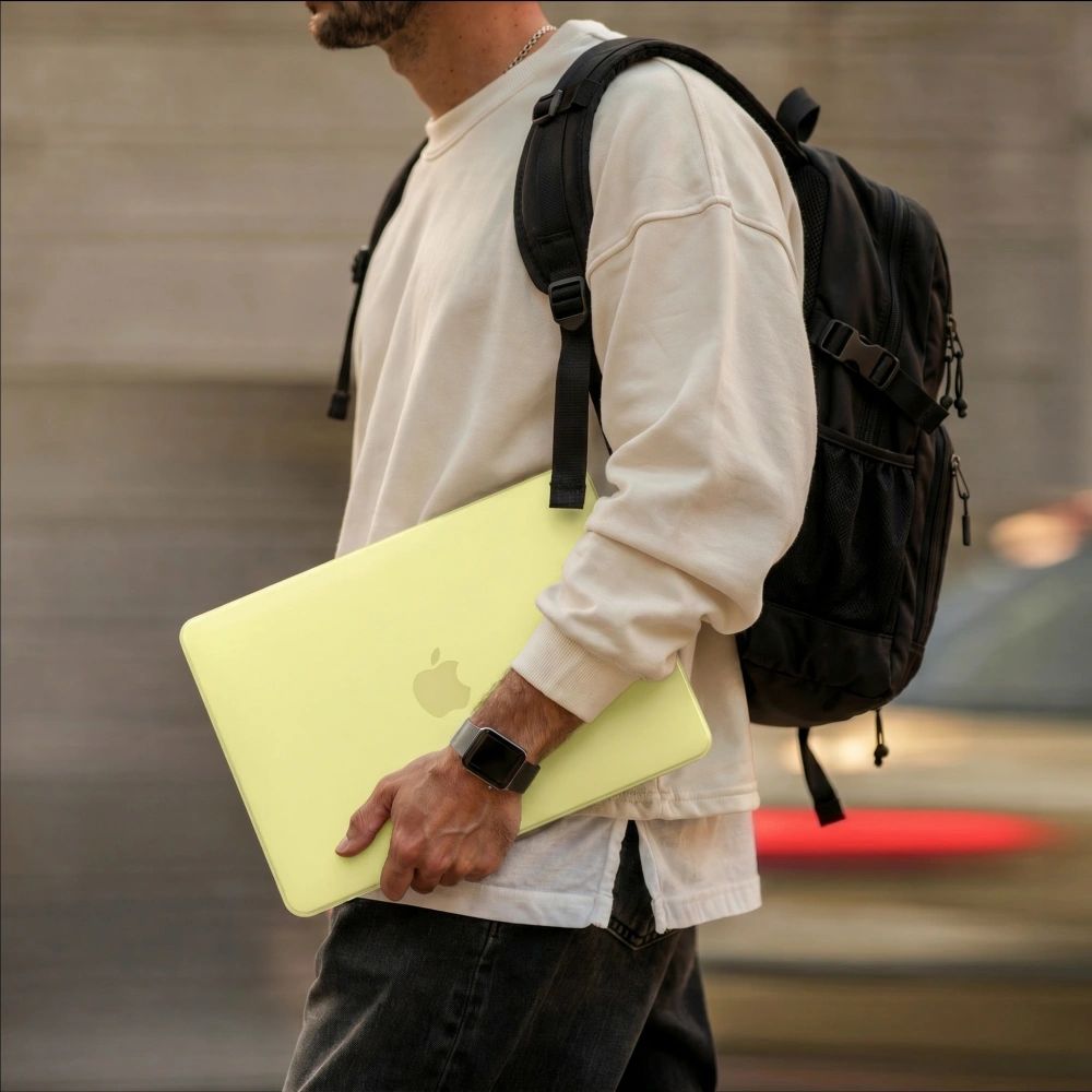 Schutzhülle für MacBook Neo 13 A18 Pro 2026, Tech-Protect Softshell, mattes Durchscheinend-Gelb