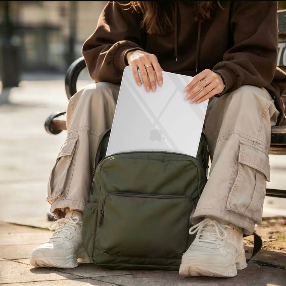 Schutzhülle für MacBook Pro 16" 2021-2026, Tech-Protect Softshell, mattes Transparent