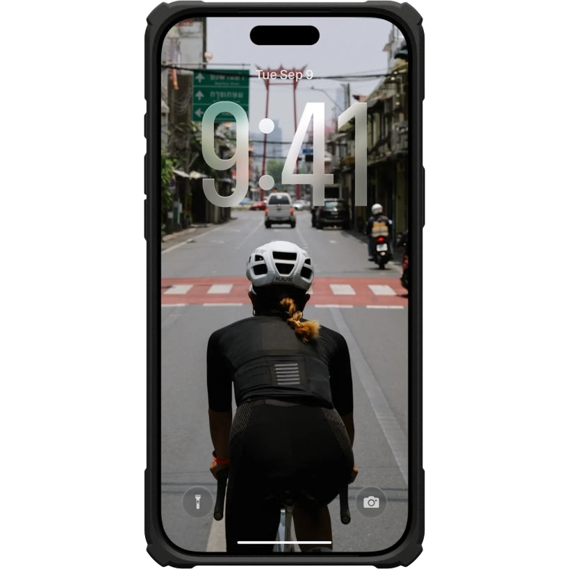 Handyhülle für iPhone 17 Pro Max, Urban Armor Gear Plasma XTE Mag mit MagSafe, Schwarz