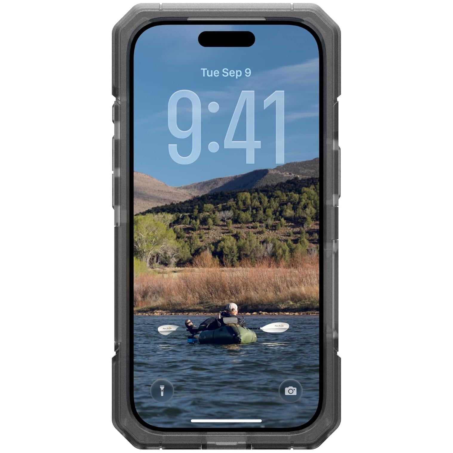 Handyhülle für iPhone 17 Pro, Urban Armor Gear Trooper Mag, Durchscheinend mit schwarzen Rahmen