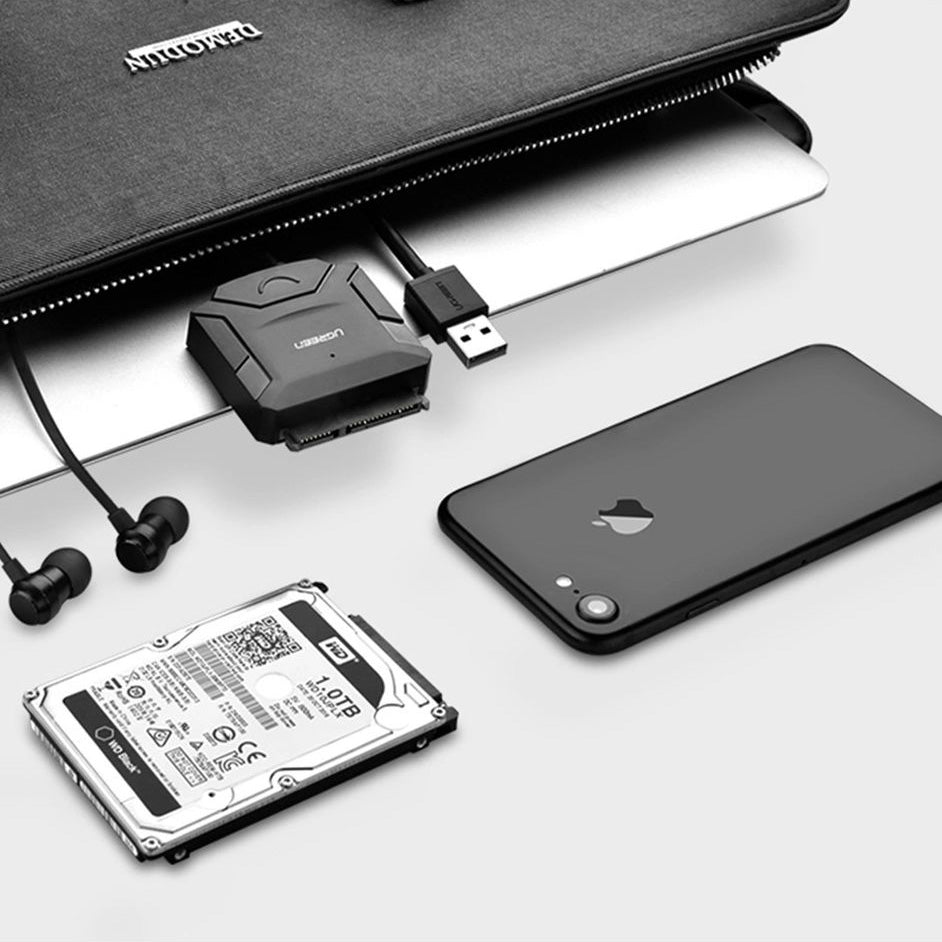 Adapter USB-A 3.0 für 2.5'' / 3.5'' SATA Laufwerke, SSD, HDD, 5 Gbps, Ugreen CR108, Schwarz