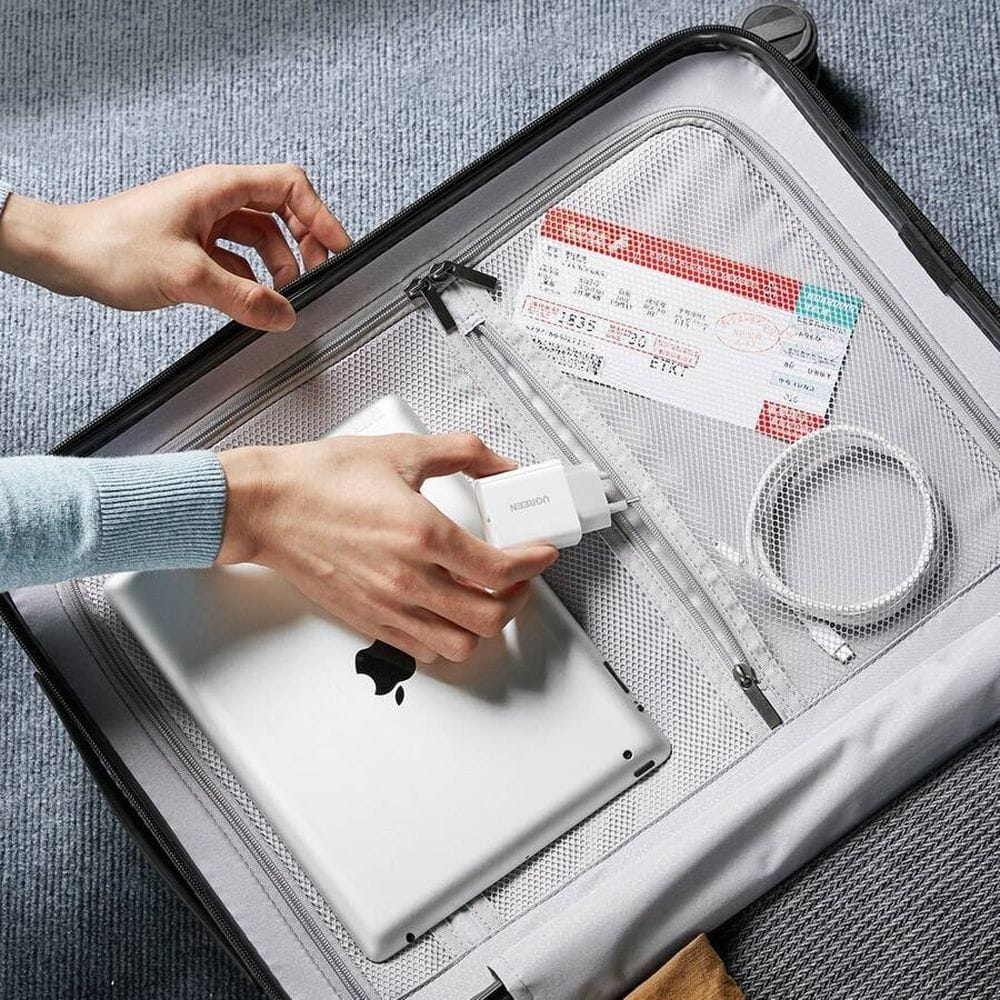 Schnell-Ladegerät, Ugreen USB-C, QC 4.0, PD 20W, Weiß