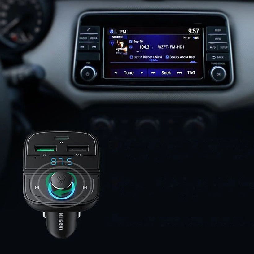 FM-Transmitter / Autoladegerät Ugreen CD229 31,5 W, 2x USB-A / 1x USB-C, Schwarz