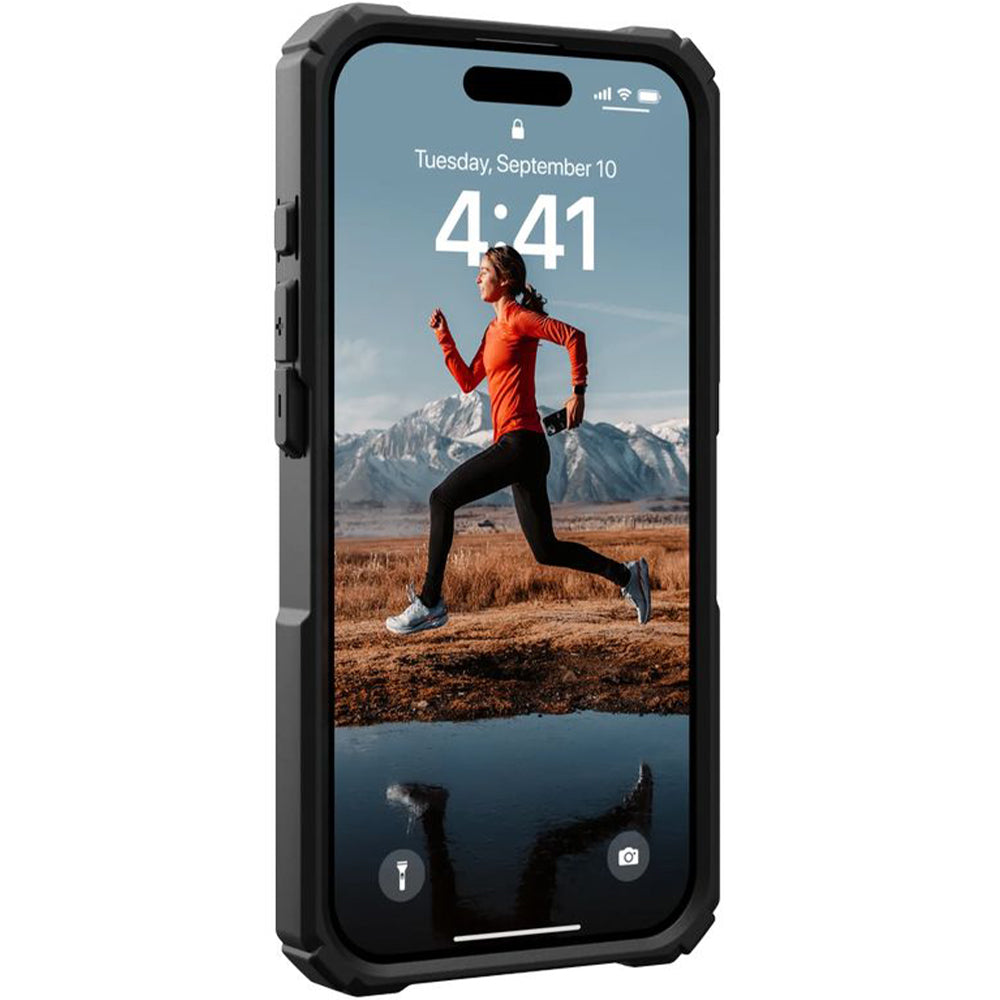Schutzhülle für iPhone 15 Pro, Urban Armor Gear Plasma XTE Pro magnetic, kickstand, Schwarz