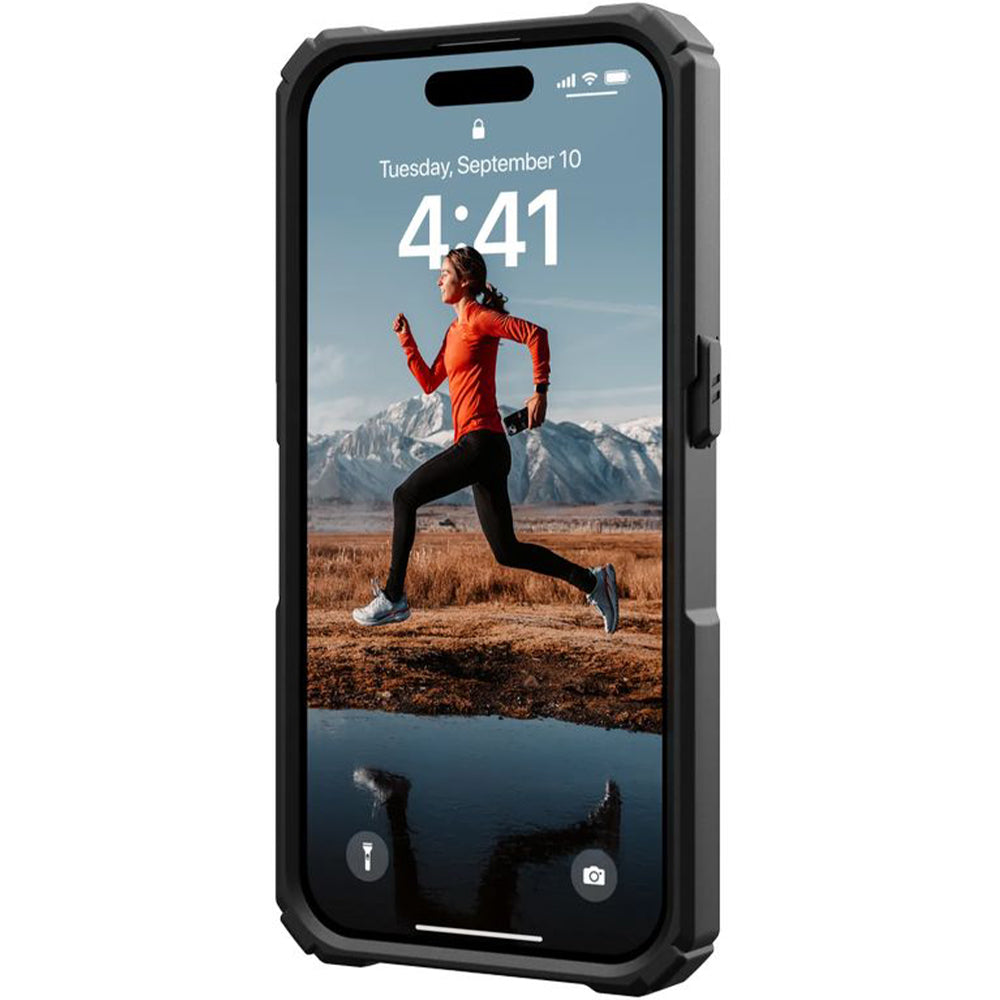 Schutzhülle für iPhone 15 Pro, Urban Armor Gear Plasma XTE Pro magnetic, kickstand, Schwarz