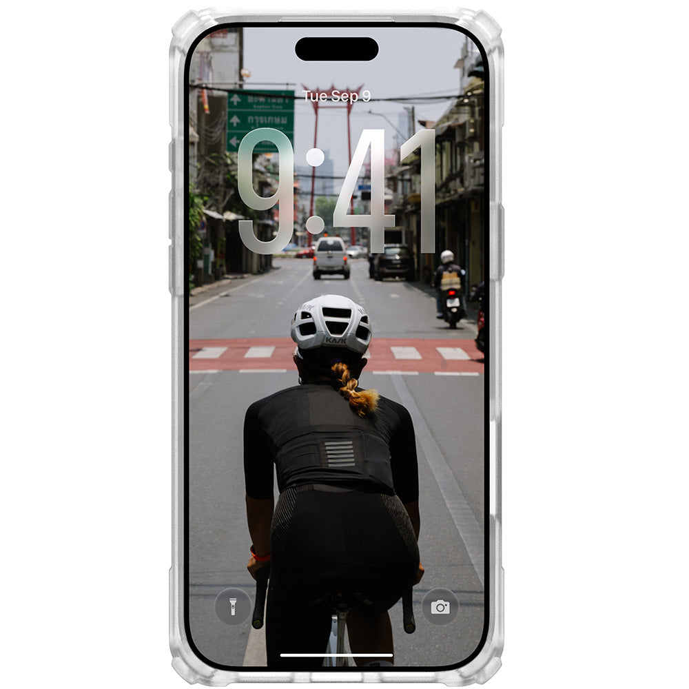 Handyhülle für iPhone 17 Pro Max, Urban Armor Gear Plasma XTE Mag mit MagSafe, Transparent-Titan