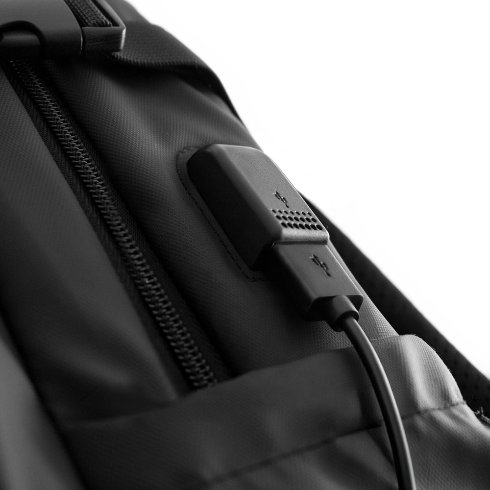 Reiserucksack mit Platz für einen Laptop, 20l, 40x20x25 cm, Wozinsky WPW-20L, Schwarz