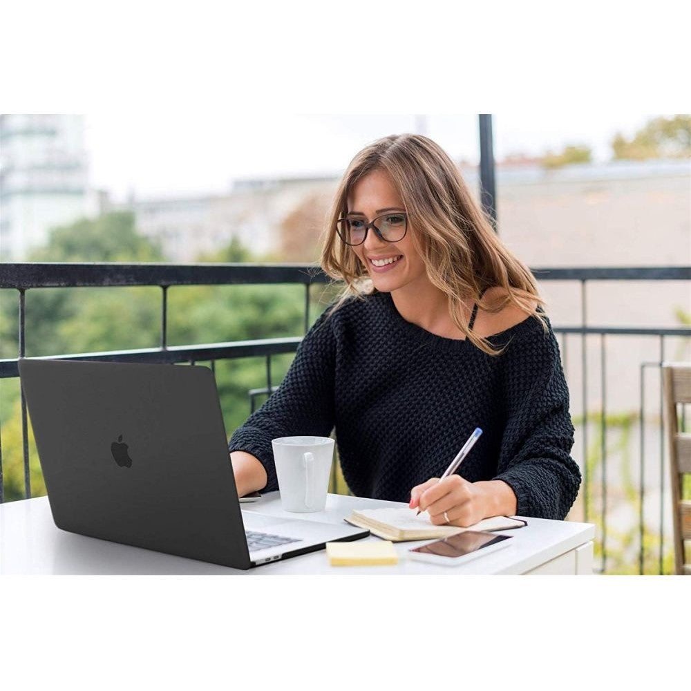 Schutzhülle Tech Protect SmartShell für MacBook Air 13.6" M4 / M3 / M2, transparent