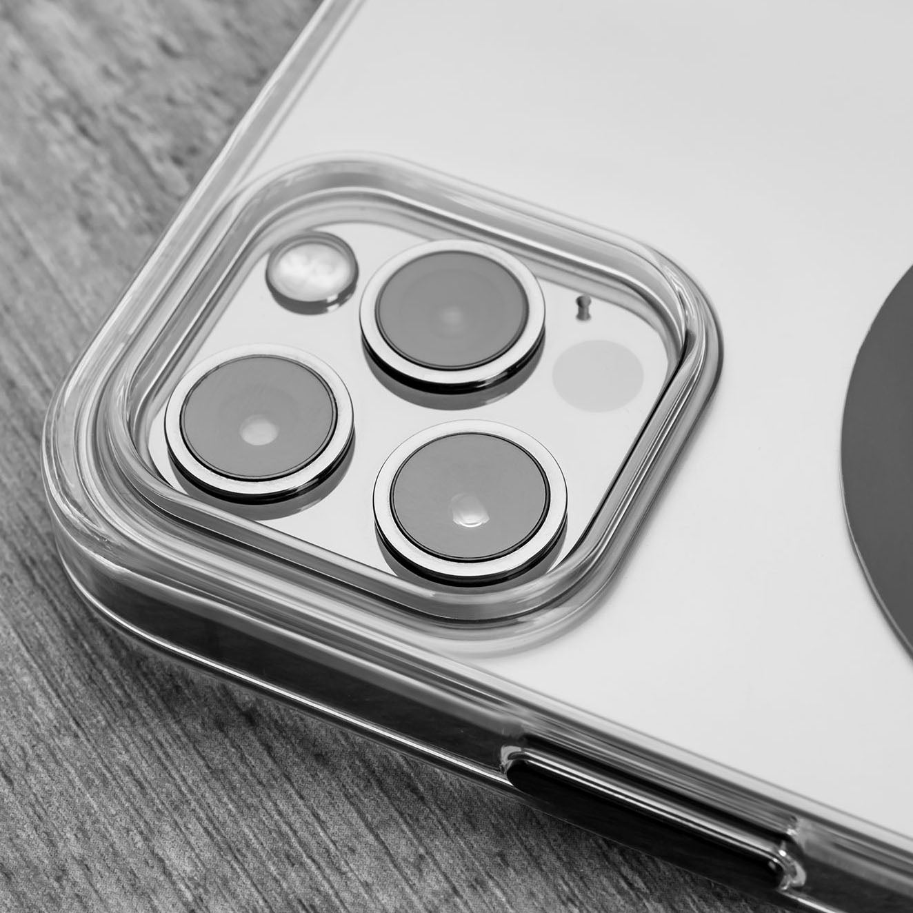 Schutzhülle Fixed MagPurity MagSafe für iPhone 12 / 12 Pro, Transparent