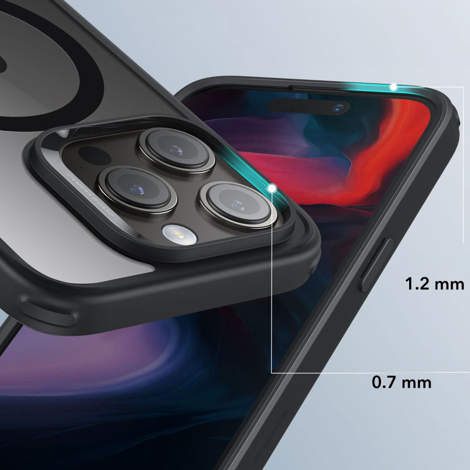Schutzhülle ESR CH Halolock MagSafe für Apple iPhone 15 Pro Max, Transparent und Schwarz