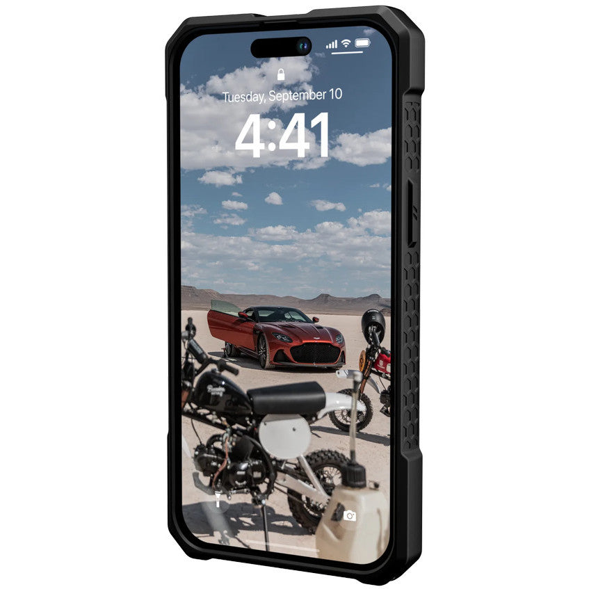 Schutzhülle Urban Armor Gear Monarch Pro Kevlar MagSafe für iPhone 14 Pro Max, Schwarz
