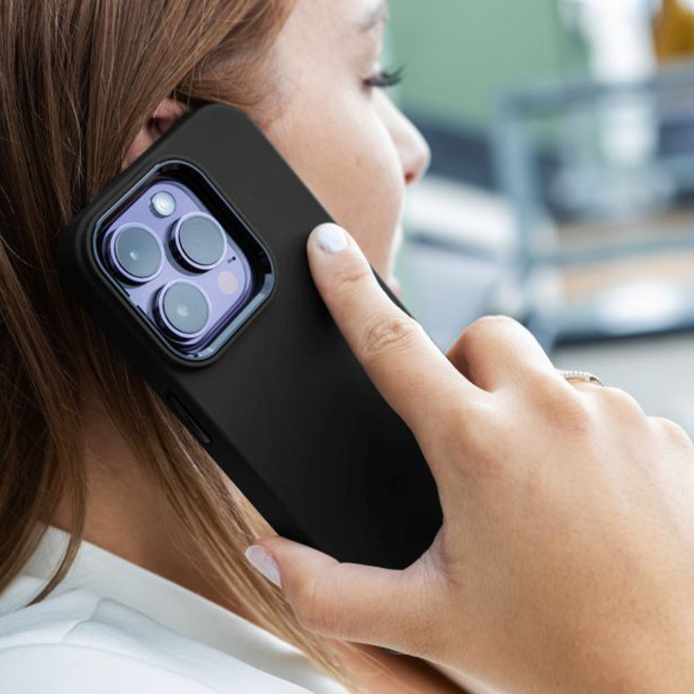 Schutzhülle FIXED MagFlow mit MagSafe für Apple iPhone 15 Pro Max, Schwarz