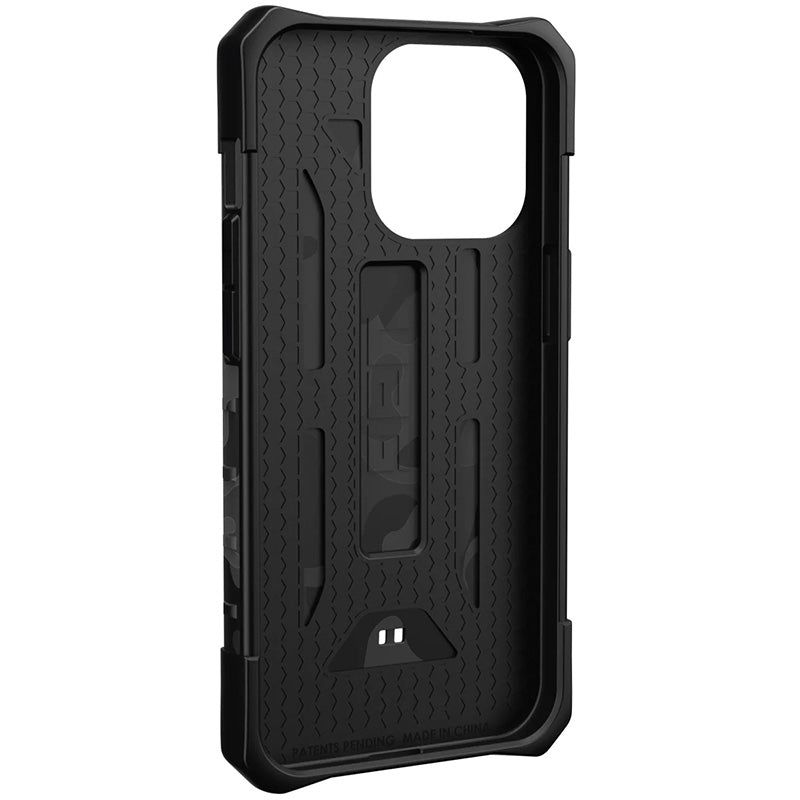 Schutzhülle Urban Armor Gear Pathfinder SE Camo für iPhone 13 Pro midnight camo