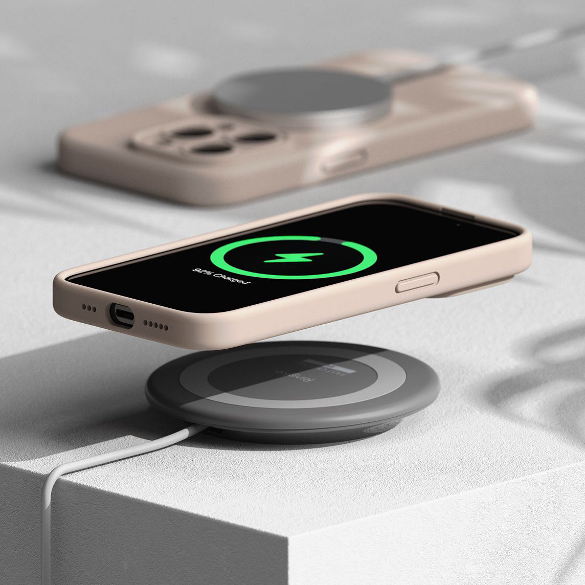 Schutzhülle Ringke Sllicone Magnetic MagSafe für Apple iPhone 15 Pro, Rosa