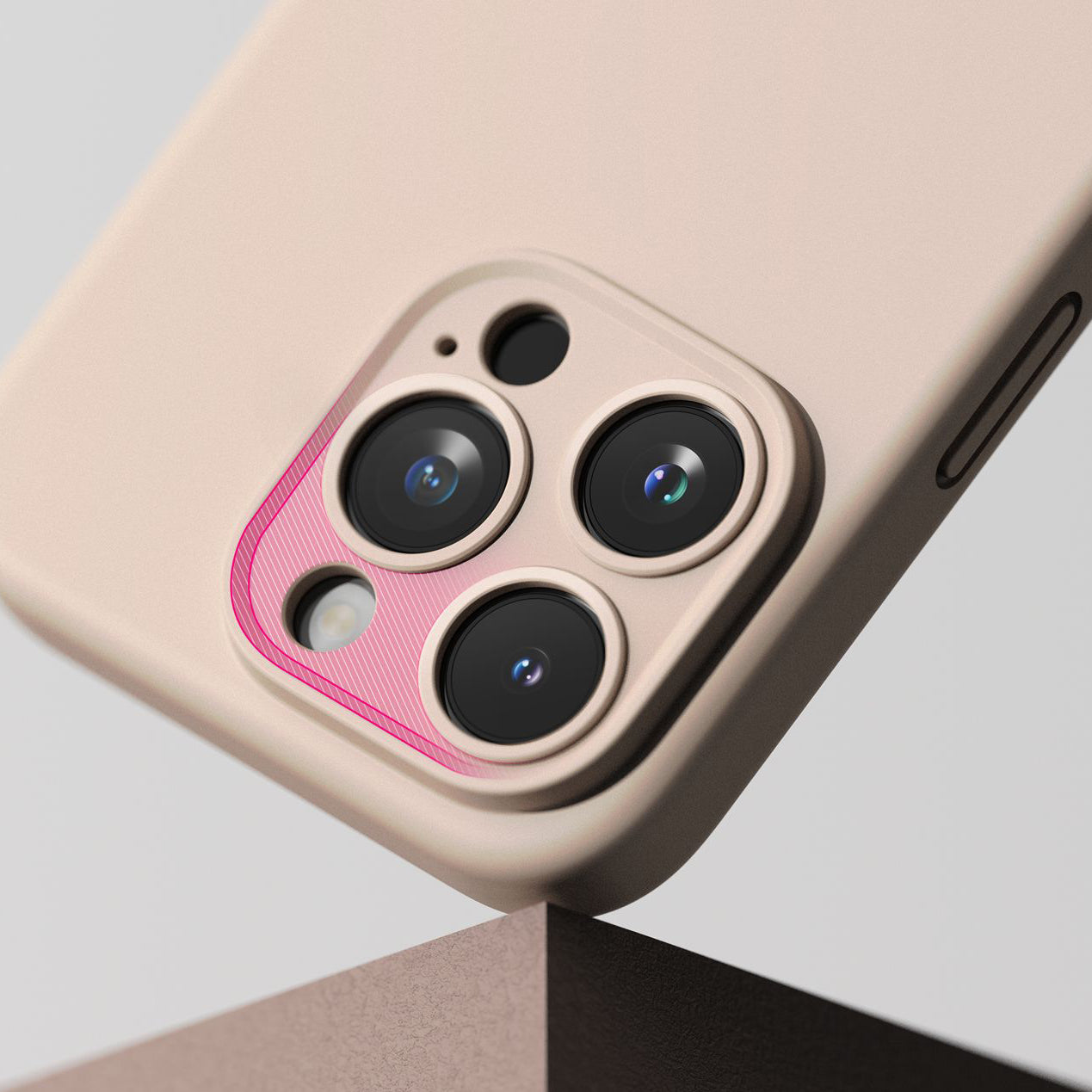 Schutzhülle Ringke Sllicone Magnetic MagSafe für Apple iPhone 15 Pro, Rosa