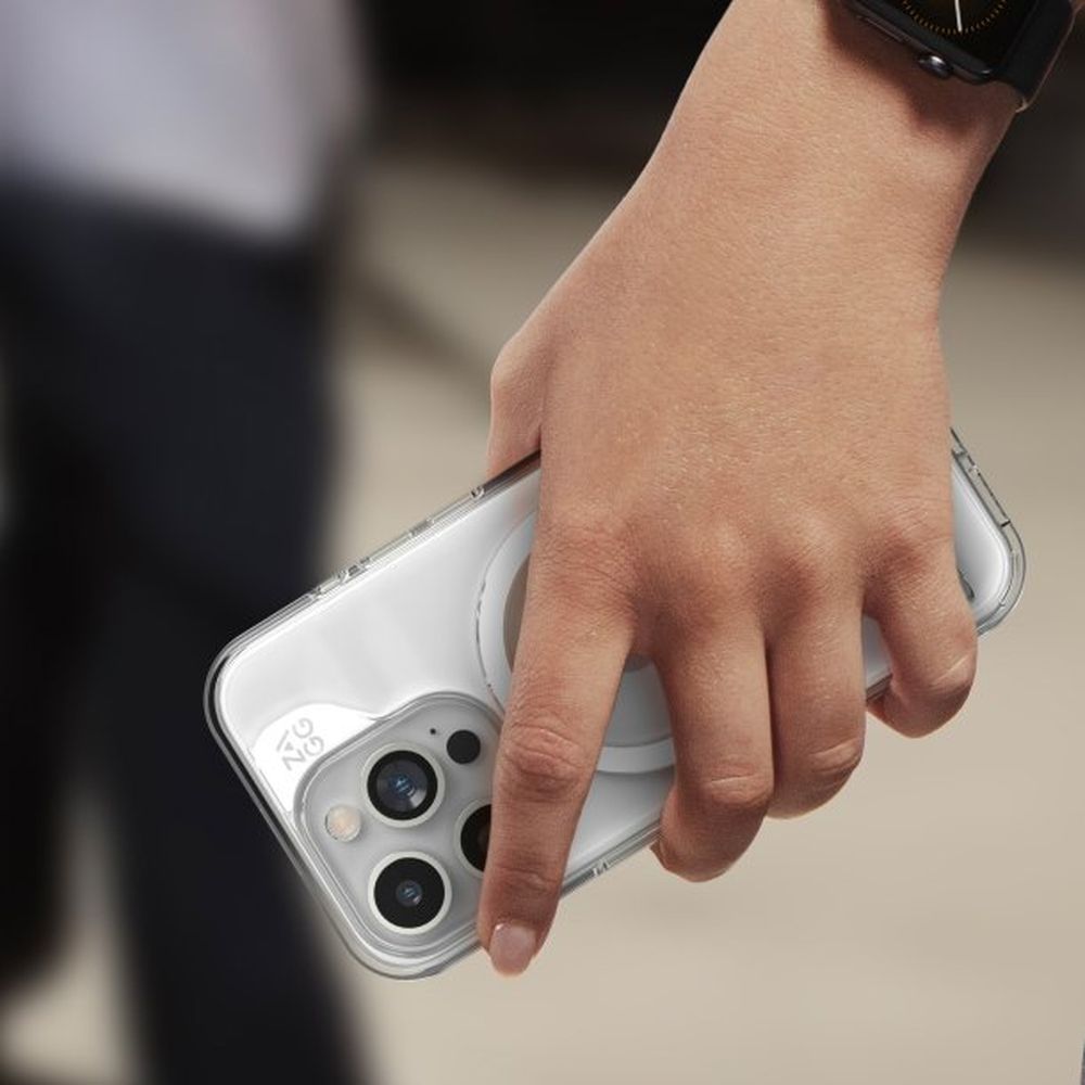 Schutzhülle Zagg Gear4 Crystal Palace Snap MagSafe Kickstand für iPhone 15 Pro, Transparent